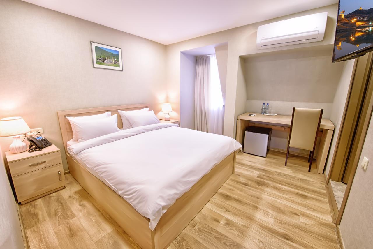Green Corner Hotel Tbilisi Zewnętrze zdjęcie