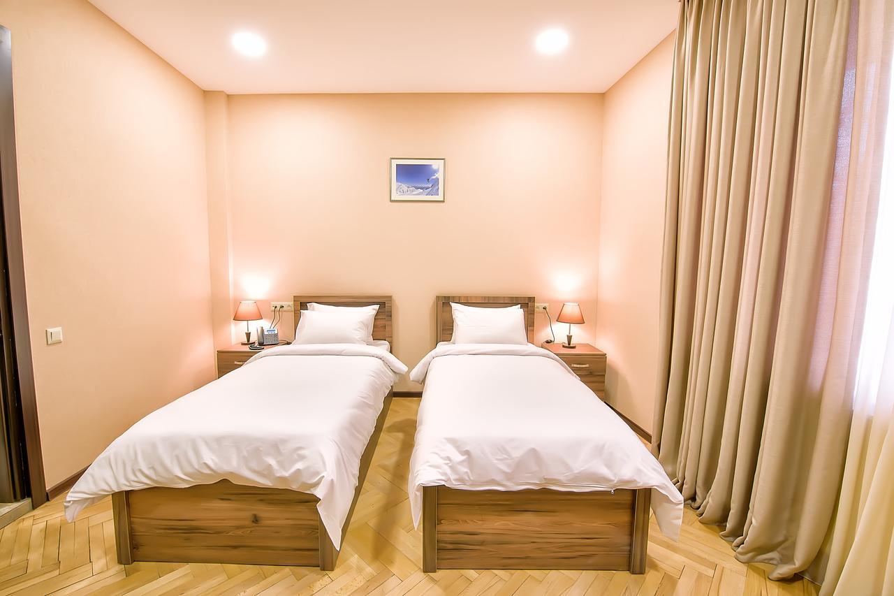 Green Corner Hotel Tbilisi Zewnętrze zdjęcie