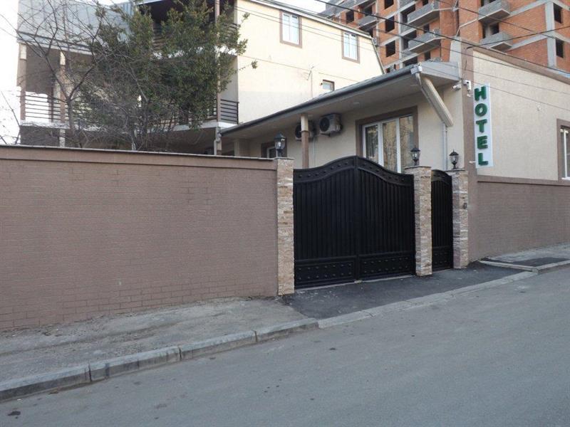 Green Corner Hotel Tbilisi Zewnętrze zdjęcie